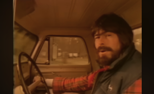 Watch Alabama's 1983 Hit Song: "Dixieland Delight" (Official Video